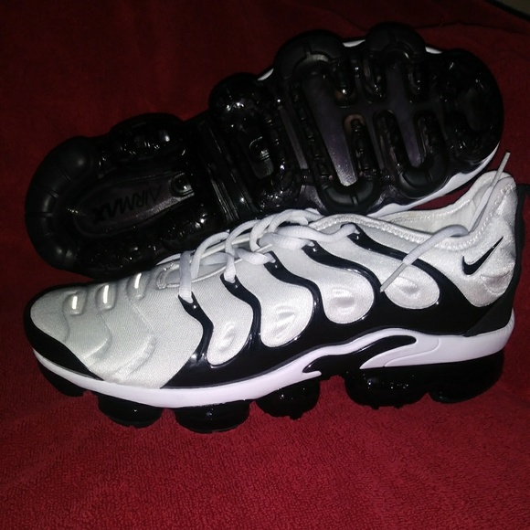 Nike Vapormax Plus - Picture 3 of 3